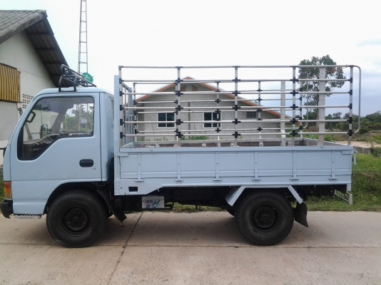 ISUZU 4ล้อ ปี39เครื่อง88 สภาพดีพร้อมใช้