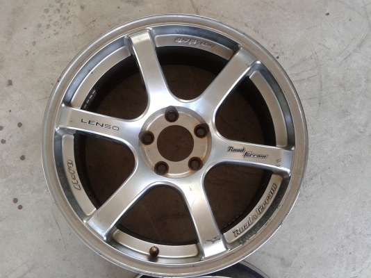 ขายล้อแม็กขอบ17กว้าง8ห้ารู114มี2วง