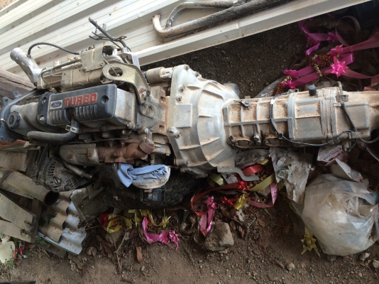 ขายเครื่องพร้อมเกียร์ฟอร์ดWL 2500 น้ำแห้ง