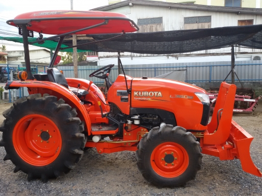 ปัญญาแทรคเตอร์..จัดมาให้ครับ ด่วน!!!คูโบต้า L3608 พร้อมใบมีดคานล่างFD163 พร้อมส่งทั่วไทย จัดส่ง อ.คำตากล้า จ.สกลนคร