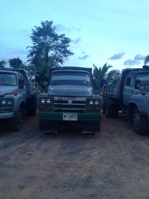 ขายรถดั๊มหน้ายาว 2 คัน ISUZU FUSO 6bd1 160แรงม้า