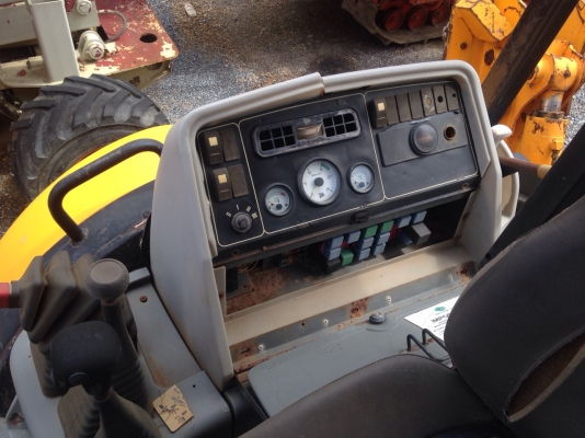 ขาย !!! รถแม็คโค JCB 214 หน้าตัก หลังขุด รถนอก สภาพสวย มีเอกสาร พร้อมใช้งาน (เจ้าของขายเอง)