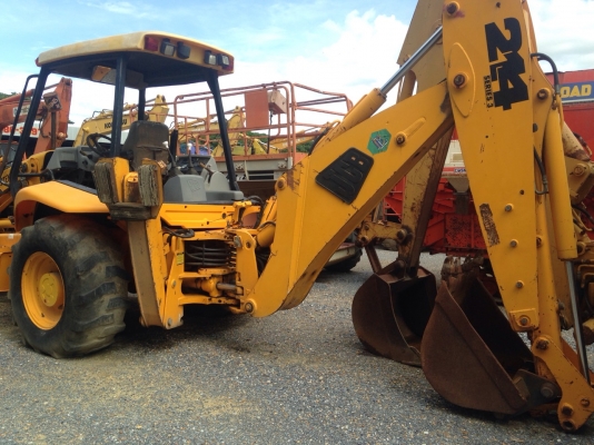 ขาย !!! รถแม็คโค JCB 214 หน้าตัก หลังขุด รถนอก สภาพสวย มีเอกสาร พร้อมใช้งาน (เจ้าของขายเอง)