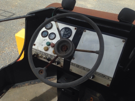 ขาย !!! รถบด DYNAPAC CA25 รถนอก สภาพสวย มีเอกสาร พร้อมใช้งาน (เจ้าของขายเอง) ขาย !!! รถบด DYNAPAC CA25 รถนอก สภาพสวย มีเอกสาร พร้อมใช้งาน (เจ้าของขายเอง)