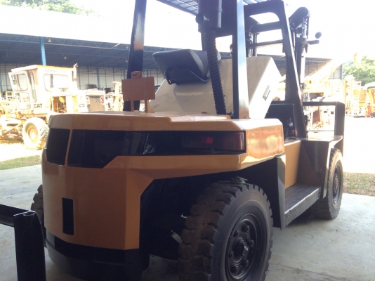 ขายด่วน !!!! รถฟอร์คลิฟต์ MITSUBICHI FD60 ล้อหน้าคู่ ยางตัน รถนอก ทำสี สภาพสวย มีเอกสารครบ พร้อมใช้งาน (เจ้าของขายเอง)