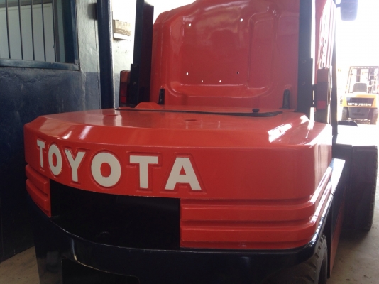 ขายด่วน !!! รถฟอร์คลิฟต์ TOYOTA 5FD 35 รถนอก ล้อคู่ ยางตัน สภาพสวย ทำสี พร้อมใช้งาน (เจ้าของขายเอง) ขายด่วน !!! รถฟอร์คลิฟต์ TOYOTA 5FD 35 รถนอก ล้อคู่ ยางตัน สภาพสวย ทำสี พร้อมใช้งาน (เจ้าของขายเอง)