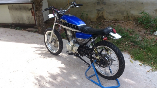 ็HONDA WING LF200cc. สภาพตามรูปเอี่ยมๆสวย ทะเบียนโอน