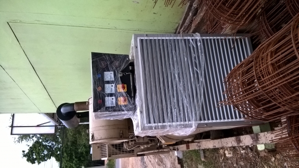 ขายเครื่องปั่นไฟ commins bigcam  275 KVA