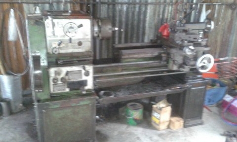 เครื่องกลึง 5 ฟุต งานใต้หวัน ไฟบ้าน คอม้าถอดได้ โทร 098 0068 796