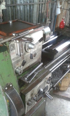 เครื่องกลึง 5 ฟุต งานใต้หวัน ไฟบ้าน คอม้าถอดได้ โทร 098 0068 796 เครื่องกลึง 5 ฟุต งานใต้หวัน ไฟบ้าน คอม้าถอดได้ โทร 098 0068 796