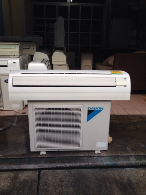 **** ขายแอร์ DAIKIN 13000 BTU สภาพสวย ****