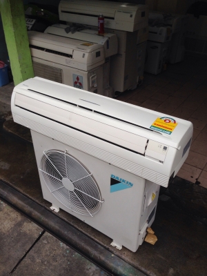 **** ขายแอร์ DAIKIN 18000 BTU สภาพสวย ****