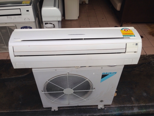 **** ขายแอร์ DAIKIN 18000 BTU สภาพสวย ****