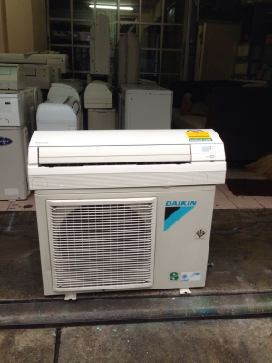 **** ขายแอร์ DAIKIN 9000 BTU สภาพสวย ****