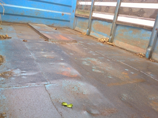 ขอแจ้งขาวครับ รถคันนี้เป็นของผมเอง ซึ่งขายไปนานแล้ว มีคนซื่อ ไอ้ประจักแอบอ้างระวังด้วยครับ ขอแจ้งขาวครับ รถคันนี้เป็นของผมเอง ซึ่งขายไปนานแล้ว มีคนซื่อ ไอ้ประจักแอบอ้างระวังด้วยครับ