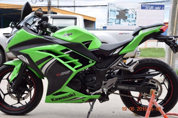 Kawazaki Ninja 300 Abs สีเขียว ปี 56 สภาพสวย เดิม ๆ ป้ายแดงยังไงยังงั้น