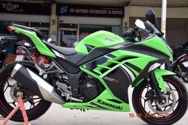Kawazaki Ninja 300 Abs สีเขียว ปี 56 สภาพสวย เดิม ๆ ป้ายแดงยังไงยังงั้น