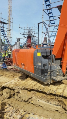ขายด่วน hitachi zx200-3. สวยกริบ 5xxx ชั่วโมง