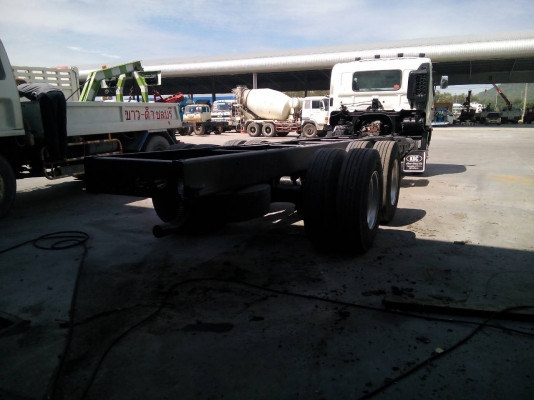 ขายรถ 10 ล้อลากคัทซีเพลาเดียว ยาว 7.80 เมตร HINO รุ่น MEGA เครื่องยนต์ 212 แรงม้า