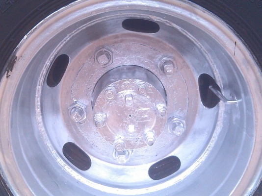 หกล้อ อีซูซุ TL 100 ช่วงสั้น สภาพดีสวยเดิมทั้งคัน ทะเบียนพรัอมโอน ((ลดราคา 142,000บ )) ด่วนๆ