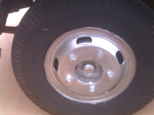 หกล้อ อีซูซุ TL 100 ช่วงสั้น สภาพดีสวยเดิมทั้งคัน ทะเบียนพรัอมโอน ((ลดราคา 142,000บ )) ด่วนๆ