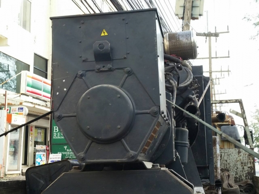 เครื่องปั่นไฟสแตนฟอดร์ 160 kvaสภาพเดิมๆครับเป็นของสแตนฟอดร์ ขนาด 160 kva ครับ  เครื่องดีพร้อมใช้ครับ  สนใจสอบถามราคาคุยกันได้ครับ