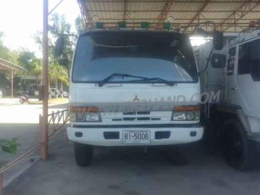 รถบรรทุก 10 ล้อดัมพ์ MITSUBISHI