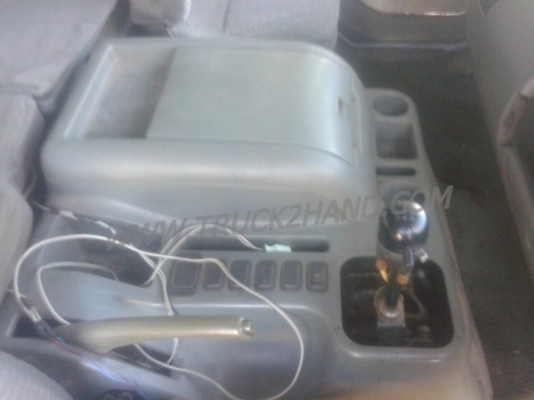 รถบรรทุก 10 ล้อดัมพ์ MITSUBISHI