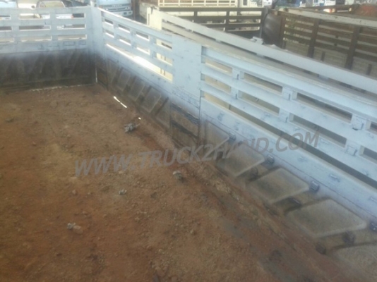 รถบรรทุก 10 ล้อดัมพ์ MITSUBISHI