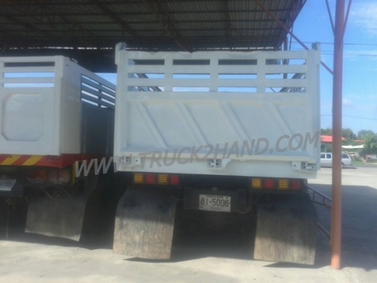 รถบรรทุก 10 ล้อดัมพ์ MITSUBISHI