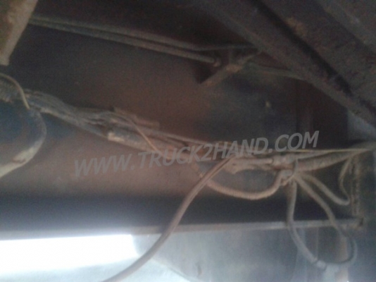 รถบรรทุก 10 ล้อดัมพ์ MITSUBISHI