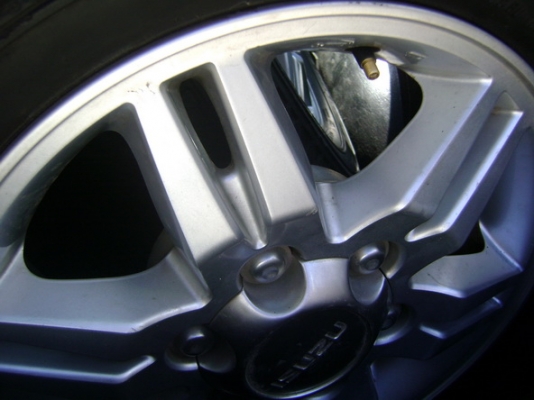 ล้อเดิมดีแม็กพร้อมยาง 245/70/16