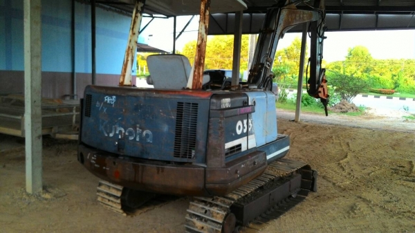 ขายรถขุด KUBOTA KX033 พร้อมหัวกระแทก NPK  เก่านอก ราคา 310,000 อ.แกลง จ.ระยอง  สอบถาม 0818618678  id line=carbonthai