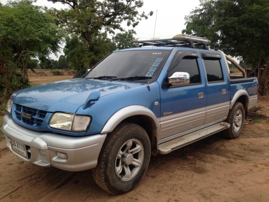 ขาย ดราก้อน 4x4 cab 4 เครื่อง 3.0 รุ่นท้อป รถพร้อมใช้มือเดียว วิ่ง 19x,xxx km