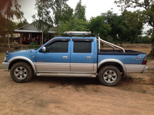 ขาย ดราก้อน 4x4 cab 4 เครื่อง 3.0 รุ่นท้อป รถพร้อมใช้มือเดียว วิ่ง 19x,xxx km