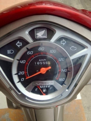 Honda Wave 110 i - AT (สตาร์ทมือ) ล้อแม็กซ์ รถสวย สภาพดี ประหยัดน้ำมัน