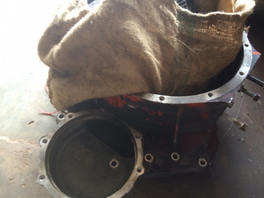 ขายหัวหมูเกียร์สำหรับรถโม่ปูน เครื่องอีซูซุ 6HH1 มือสองจากญี่ปุ่น