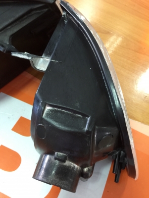 ขายไฟเลี้ยวข้างรถ HONDA รุ่น CIVIC 3 D สีขาวเดิมๆ