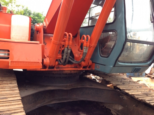 HITACHI EX200-2 ราคา 1,100,000บาท HITACHI EX200-2 ราคา 1,100,000บาท