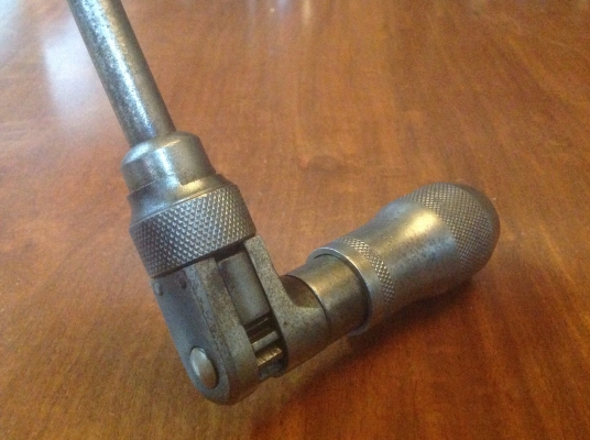 ขายสว่านข้อเสือโบราณ Antique Millers Falls No.422 10"