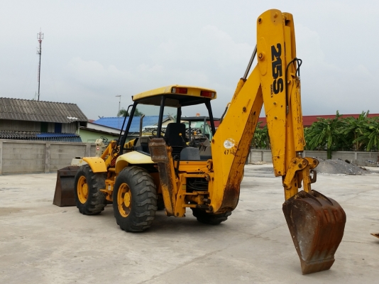 ขาย รถตักหน้าขุดหลัง JCB 215S สภาพสวย นำเข้าจากประเทศสหรัฐอเมริกา 2 เพลา 4x4 92 แรงม้า ไม่เคยผ่านการใช้งานในไทย