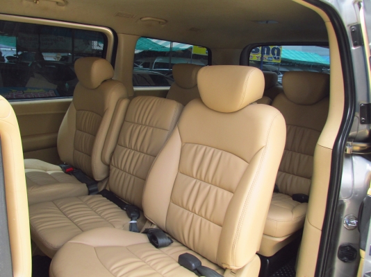 Hyundai H-1 2.5MT ปี2011 Hyundai H-1 2.5MT ปี2011