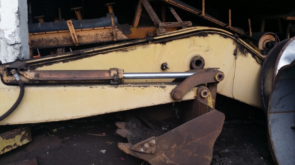 ขายด่วน บูมยาวKOMATSU PC200 -7-8 ราคาถูก