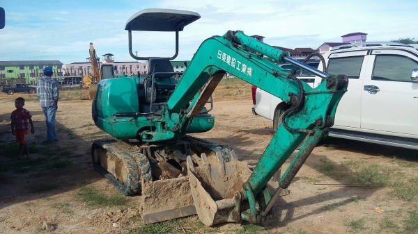 ขาย PC 25-7 เปลี่ยนแทรกใหม่ ใบมีดปรับเอียงซ้ายขวาได้ครับ สวยๆพร้อมใช้งาน