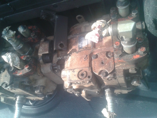 ขายปั้มรถเกี่ยวราคาถูก