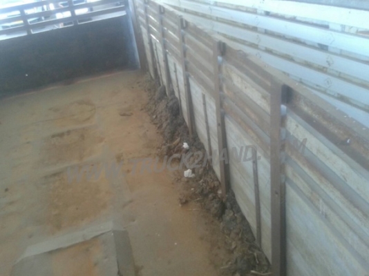 รถบรรทุก 10 ล้อดัมพ์ MITSUBISHI