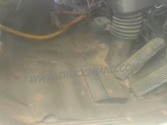 รถบรรทุก 10 ล้อดัมพ์ MITSUBISHI