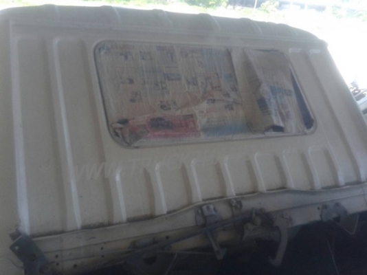 รถบรรทุก 10 ล้อดัมพ์ MITSUBISHI