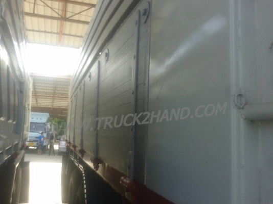 รถบรรทุก 10 ล้อดัมพ์ MITSUBISHI