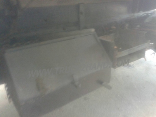 รถบรรทุก 10 ล้อดัมพ์ MITSUBISHI